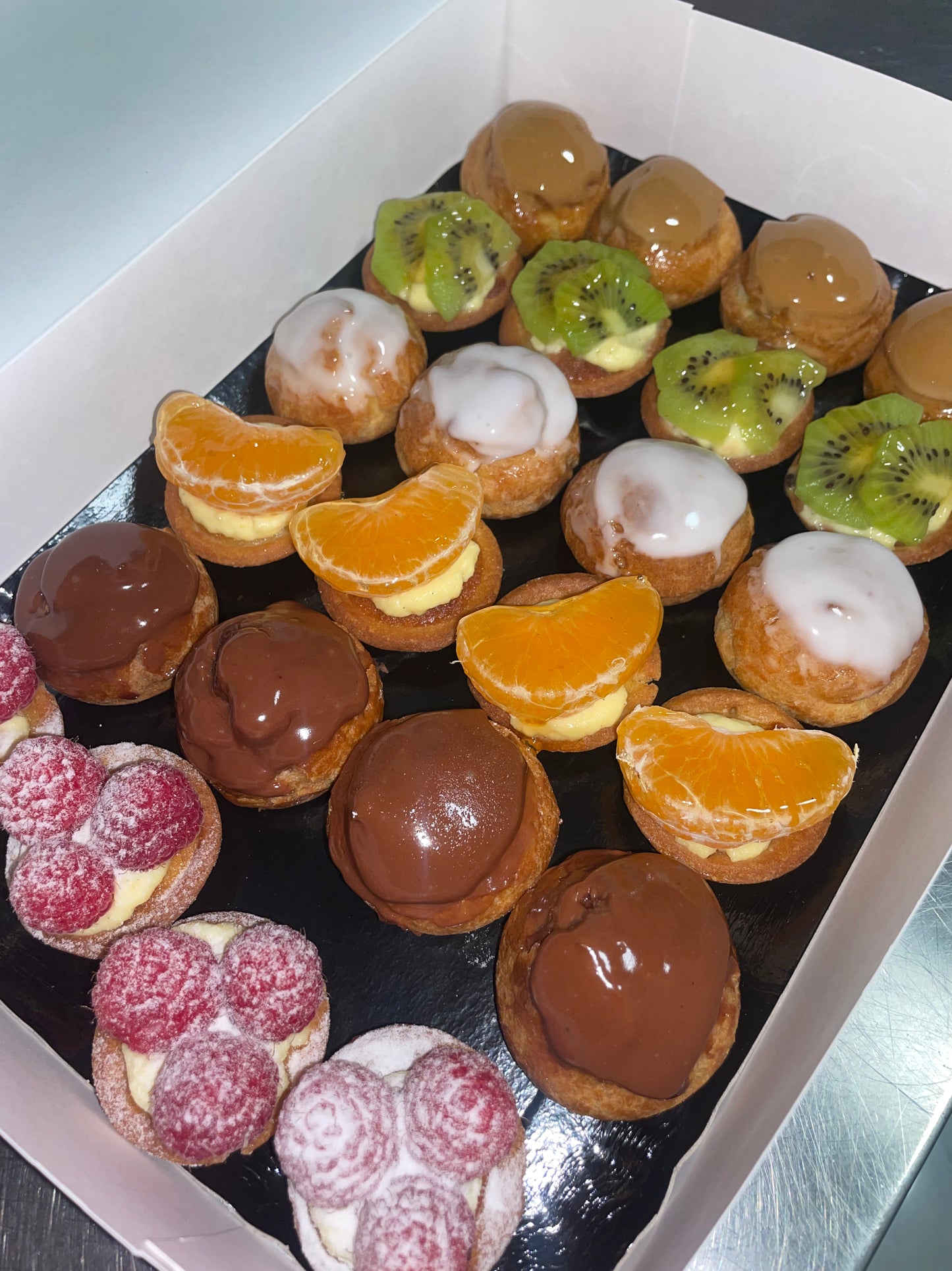 Petits Fours Sucrés - L'atelier de Warren