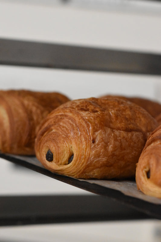 Pain au Chocolat - L'atelier de Warren