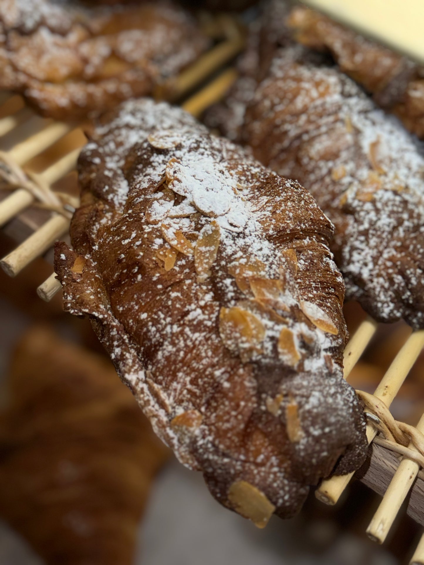 Croissant Amandes - L'atelier de Warren