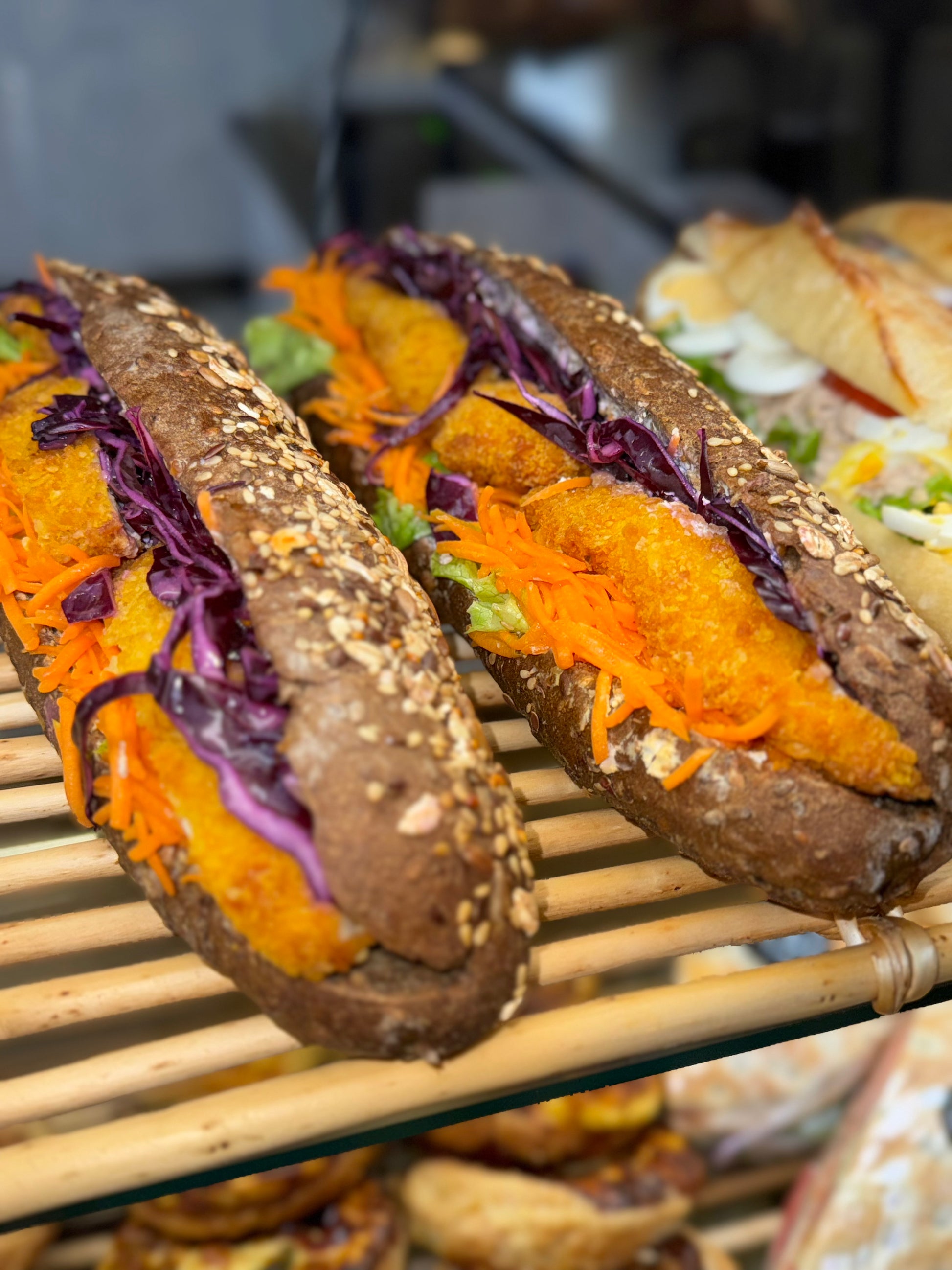 Sandwich Spécial Poulet Pané - L'atelier de Warren