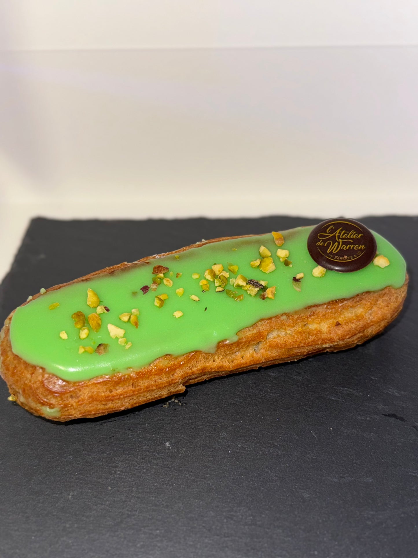 Éclair Pistache - L'atelier de Warren